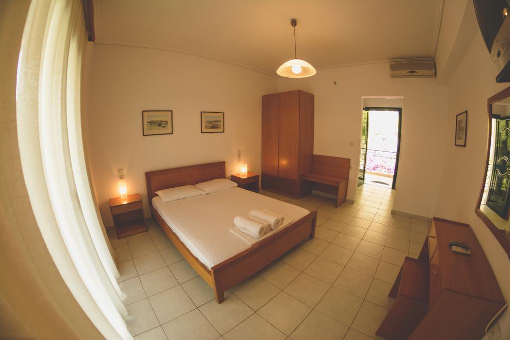 Althea Studios Lefkada Áyios Nikítas Kamer foto